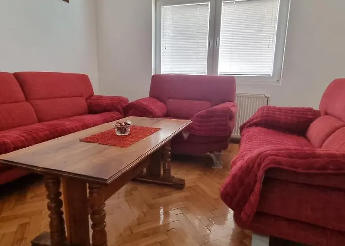 Sims דירה באינה באשטה